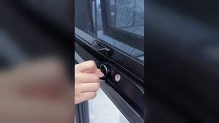 Fenêtre à manivelle série EDUN 80